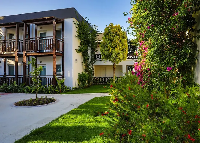 Hotel Bitez Garden Life 4*