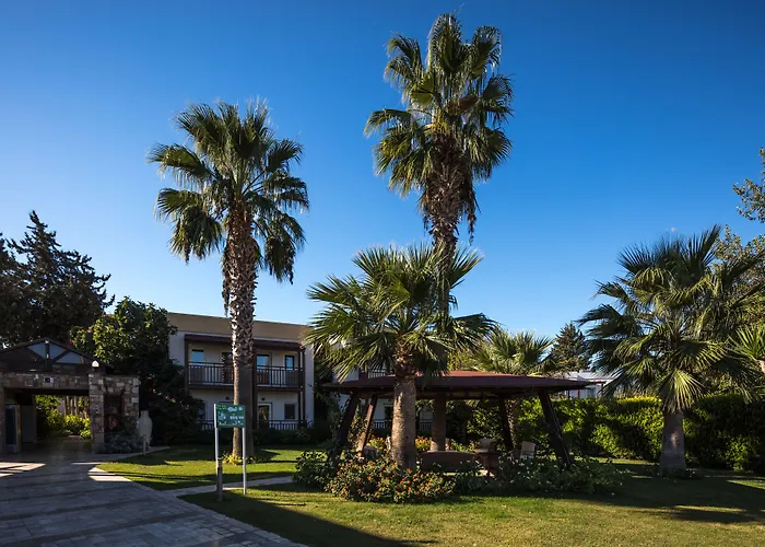 Bitez Garden Life Hotel 4*