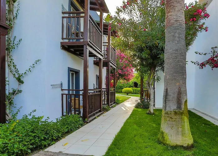 Otel Bitez Garden Life