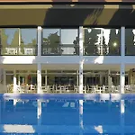 فندق Bitez Garden Life 4*