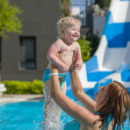 Bitez Garden Life 4*