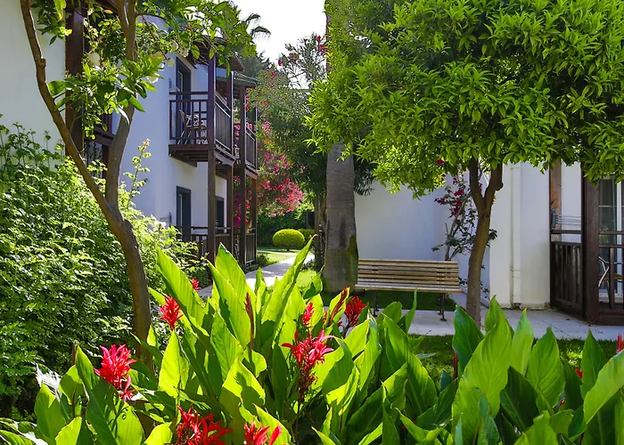 Otel Bitez Garden Life 4*